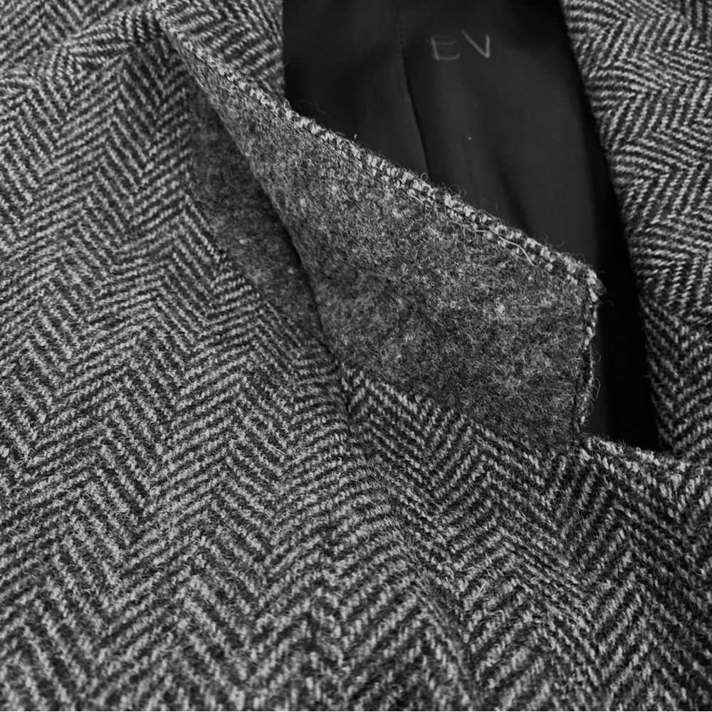 Jos. A. Bank Charcoal Herringbone Tweed Blazer Classic Academia Women's Size 12 - Picture 4 of 7